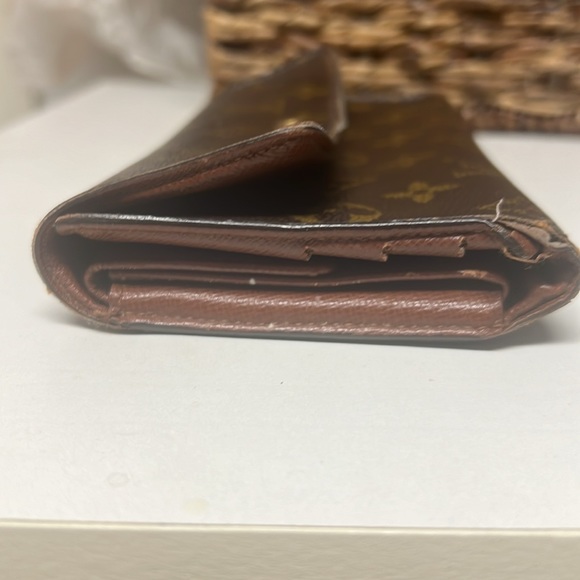 💃Authentic Louis Vuitton Wallet/ Please see pictures - Picture 4 of 11